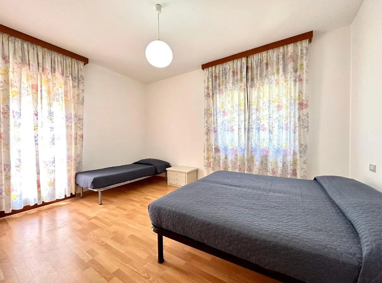 Appartamenti Ada - Carraro Immobiliare Jesolo - Family Apartments 0*, Lido di Jesolo Italy